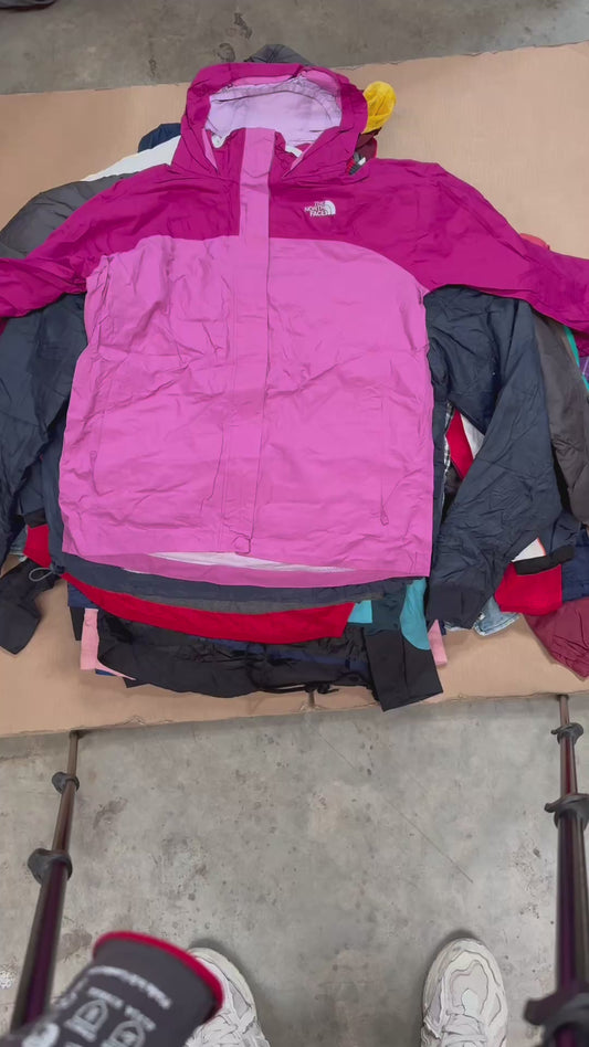 BULK 242 - 30 VESTES TNF / MIX PETITES TAILLES