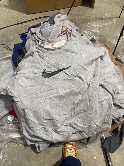 BOX VINTAGE - x25 NIKE SWEAT HOODIES