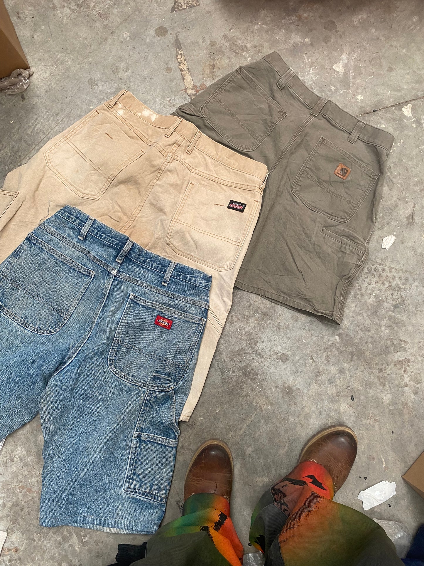 BOX - CARHARTT & DICKIES SHORT