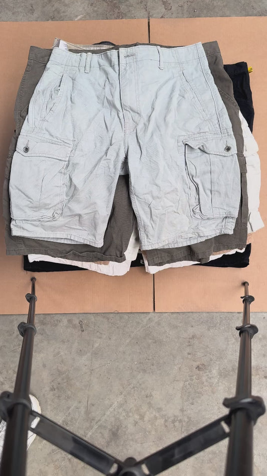 BULK 61 SHORTS CARGO MIX - 43 PCS