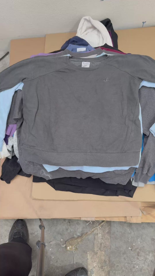 BULK 338 - 43 SWEATS CHAMPION