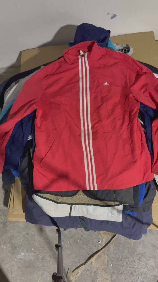 BULK 353 - 32 VESTES MIX